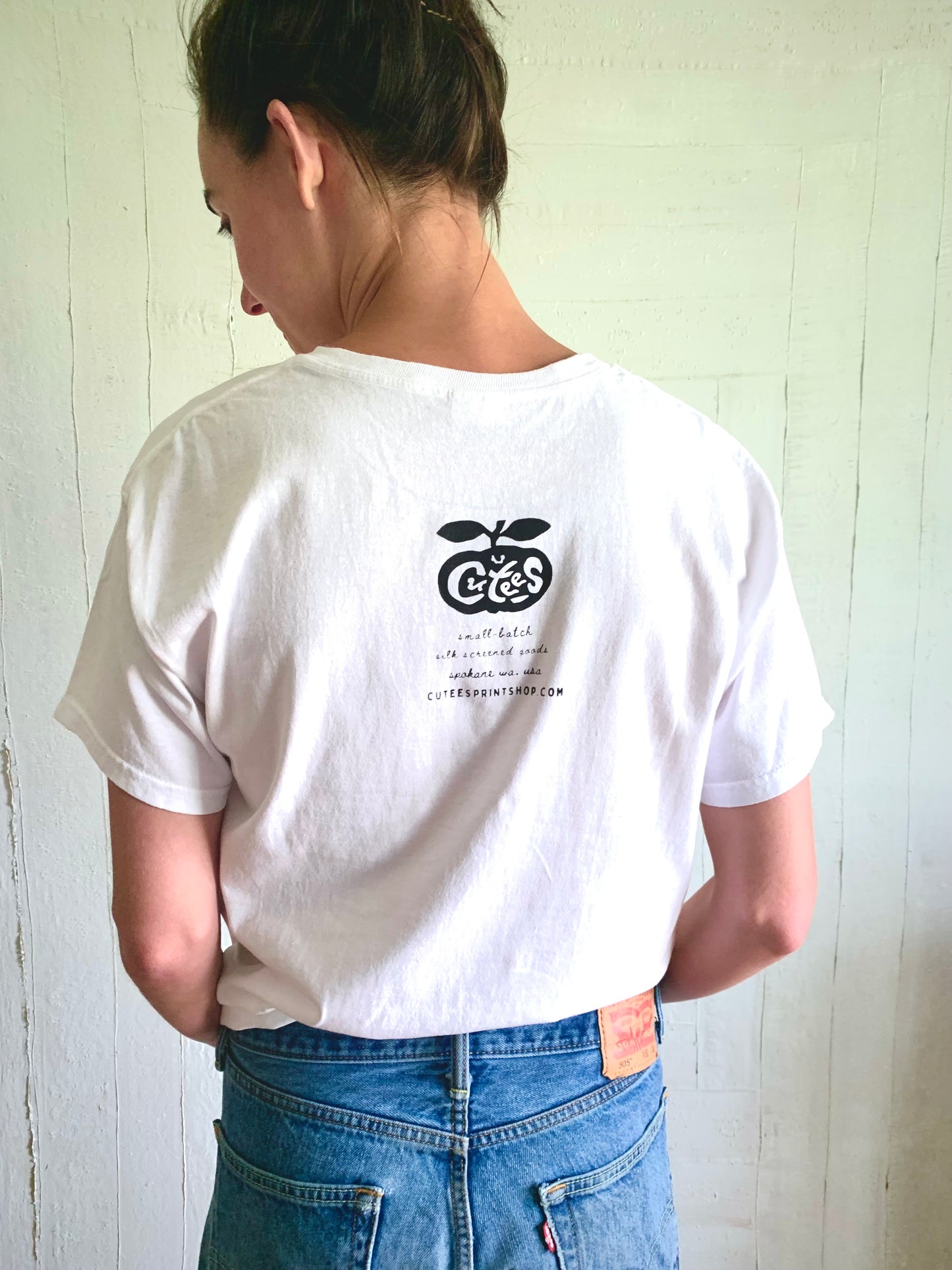 Cutees Fruit Black & Blue Logo Tee, Every-body Fit
