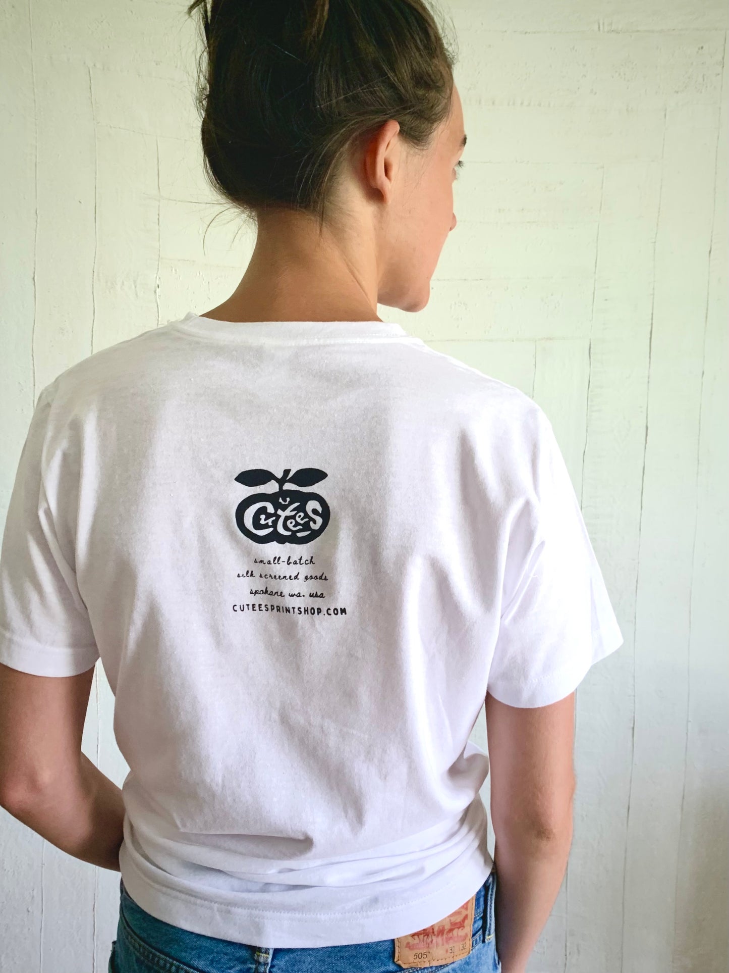 Cutees Original Logo Tee in White-Ivory, Every-body Fit