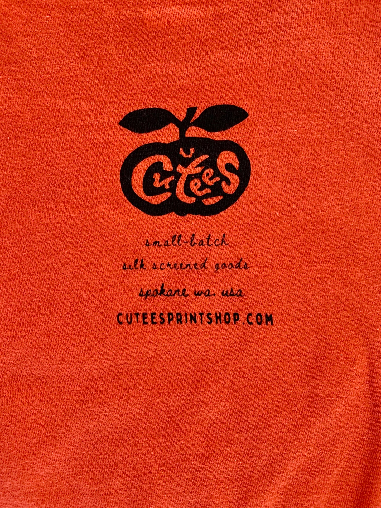 Cutees Original Logo Tee in Tomato Red + Vintage White, Cute Fit